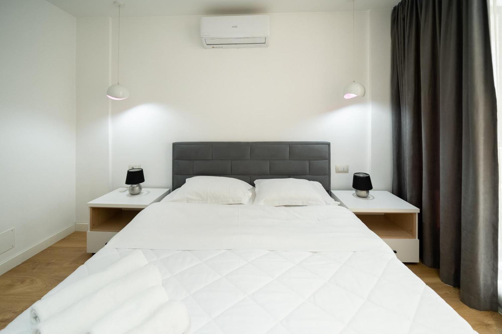 Cosy Urban Central Apartment Tiranë Eksteriør bilde
