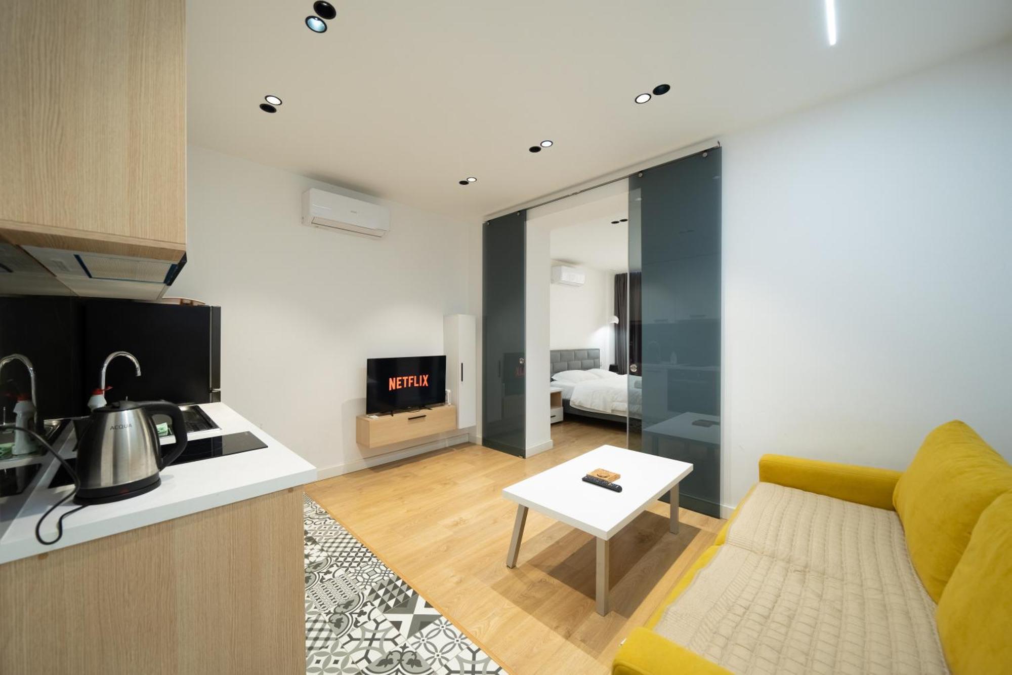 Cosy Urban Central Apartment Tiranë Eksteriør bilde